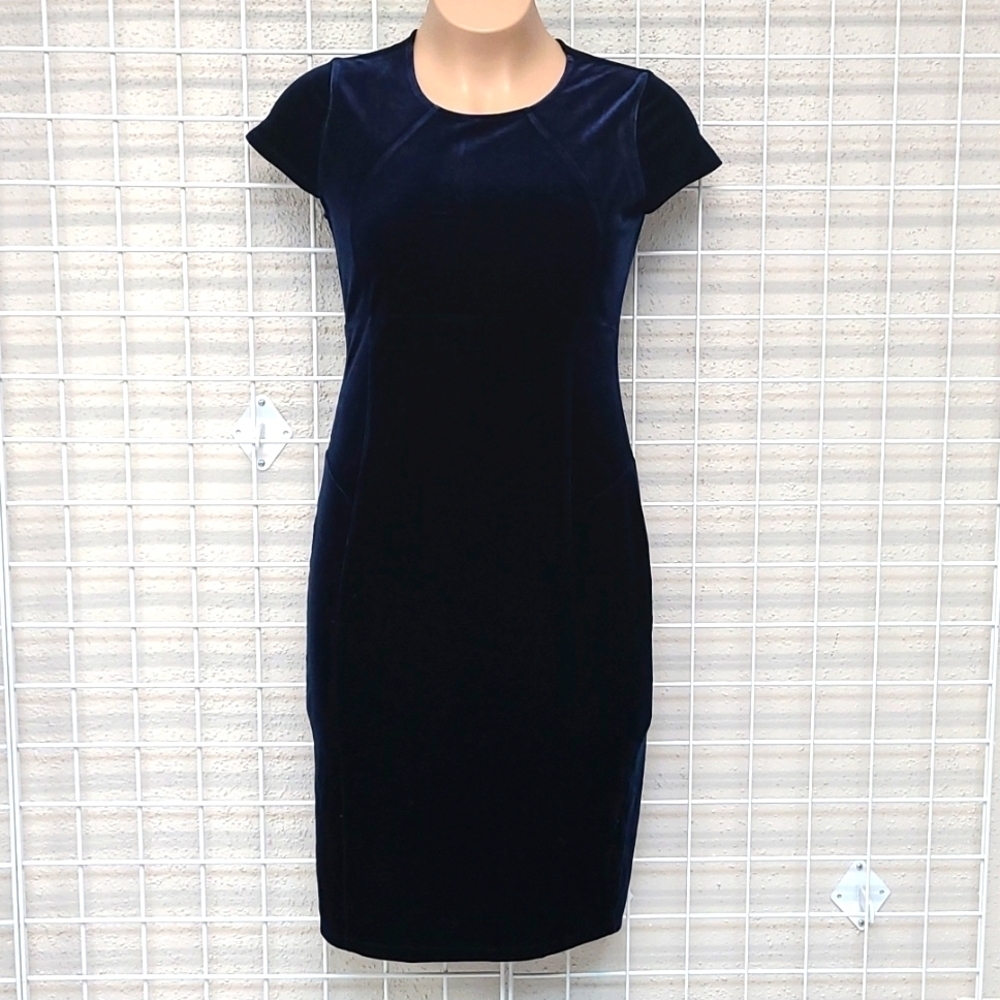 Felicity & Coco Velvet Gold Zipper Dress Size XL